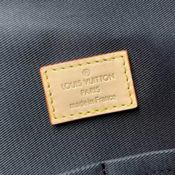 LOUISVUITTON 28CM X 20CM X 10CM