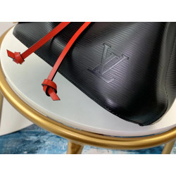 루이비통(LOUIS VUITTON)  네오노에 에삐 블랙 레드  버킷백 숄더백