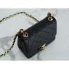 팬더샵 샤넬 클래식 미니 플랩백 CHANEL MINI FLAP BAG A35200 17CM