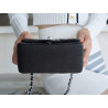 팬더샵 샤넬 클래식 미니 플랩백 CHANEL MINI FLAP BAG A35200 17CM