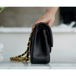 팬더샵 샤넬 클래식 스몰 플랩백 금장 Chanel Classic Flap Small BAG 23CM