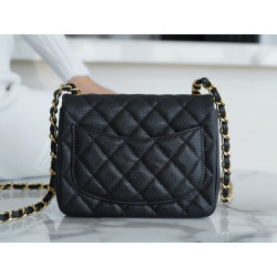 팬더샵 샤넬 클래식 미니 플랩백 CHANEL MINI FLAP BAG A35200 17CM