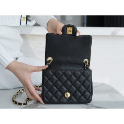 팬더샵 샤넬 클래식 미니 플랩백 CHANEL MINI FLAP BAG A35200 17CM