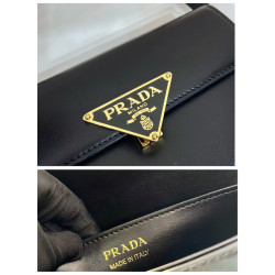 PRADA-瑶瑶