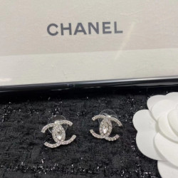 샤넬 귀걸이 MOMO -CHANEL EARRING