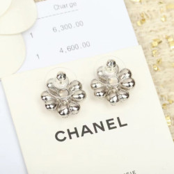 샤넬 귀걸이 MOMO -CHANEL EARRING