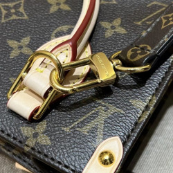 LOUISVUITTON-女王 21.5CM X 22CM X 9CM