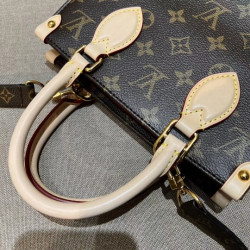 LOUISVUITTON-女王 21.5CM X 22CM X 9CM