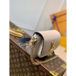 LOUISVUITTON