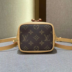 LOUISVUITTON-女王 13CM X 16CM X10CM