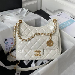 CHANEL 17CM