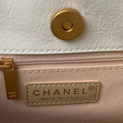 CHANEL 17CM