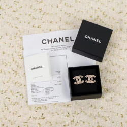 샤넬 귀걸이 MOMO -CHANEL EARRING