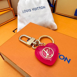 LOUISVUITTON-MOMO