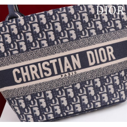 DIOR-大拇指 26CM X 12CM X23CM