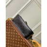 LOUISVUITTON 23CM X 16CM X 8CM