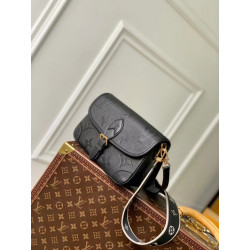 LOUISVUITTON 23CM X 16CM X 8CM