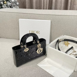 DIOR-女王 26CM