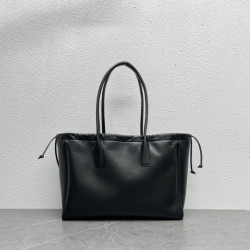 CELINE 44CM X 28CM X 18CM