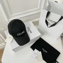 CELINE-MOMO