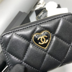 샤넬 하트 지퍼돌이 지갑 CHANEL WALLET