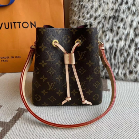 LOUISVUITTON