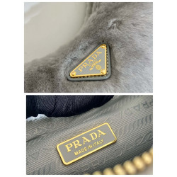 PRADA-瑶瑶 23CM X 17CM X 8CM