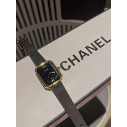 CHANEL 20MM X 25MM