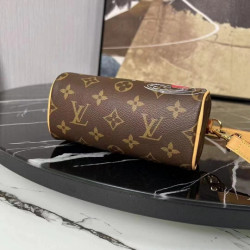 LOUISVUITTON