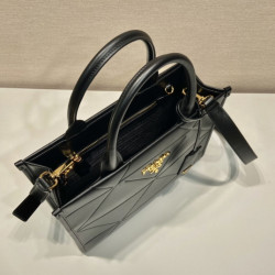 PRADA-瑶瑶 30CM X 23CM X 9CM