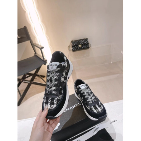 샤넬 크루즈 스니커즈 Chanel Sneakers