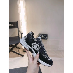 샤넬 크루즈 스니커즈 Chanel Sneakers