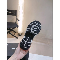 샤넬 크루즈 스니커즈 Chanel Sneakers