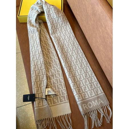 펜디 머플러 -FENDI MUFFLER