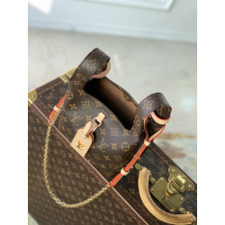 LOUISVUITTON