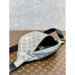 LOUISVUITTON