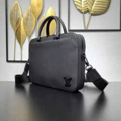 LOUISVUITTON