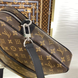 LOUISVUITTON