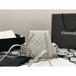 CHANEL 19.5CM