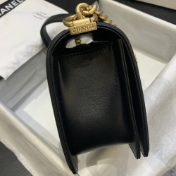 CHANEL 25CM