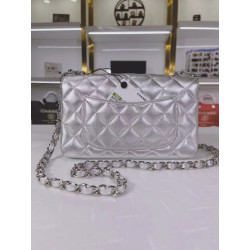 CHANEL 20CM