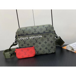 LOUISVUITTON 25CM X 18.5CM X 7CM