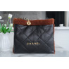 샤넬 22백 램스킨 브라운 양털 스웨이드 CHANEL 22 HANDBAG IN BLACK LAMBSKIN, BROWN SHEARLING SUEDE-팬더샵 39CM