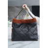 샤넬 22백 램스킨 브라운 양털 스웨이드 CHANEL 22 HANDBAG IN BLACK LAMBSKIN, BROWN SHEARLING SUEDE-팬더샵 39CM