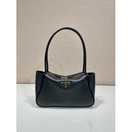 PRADA 17.5CM X 17.5CM X 9CM