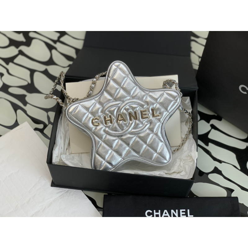 CHANEL 22.5CM X 20CM X 6CM