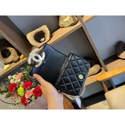 CHANEL 16CM