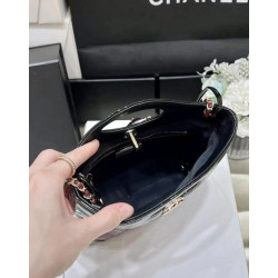 CHANEL-卡信 22CM X 23CM X 5.5CM