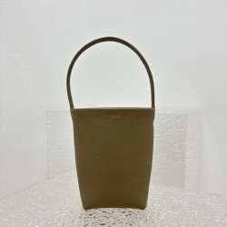 THEROW 20CM X 23CM X 13CM