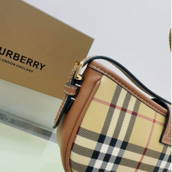 BURBERRY 26CM X 6CM X 12CM